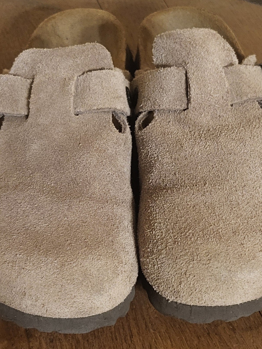 Betula By BIRKENSTOCK Suede Clog in Light Taupe